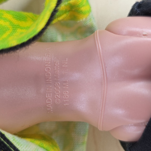 Monster High Duece Gorgon Doll 2008 - Picture 11 of 11